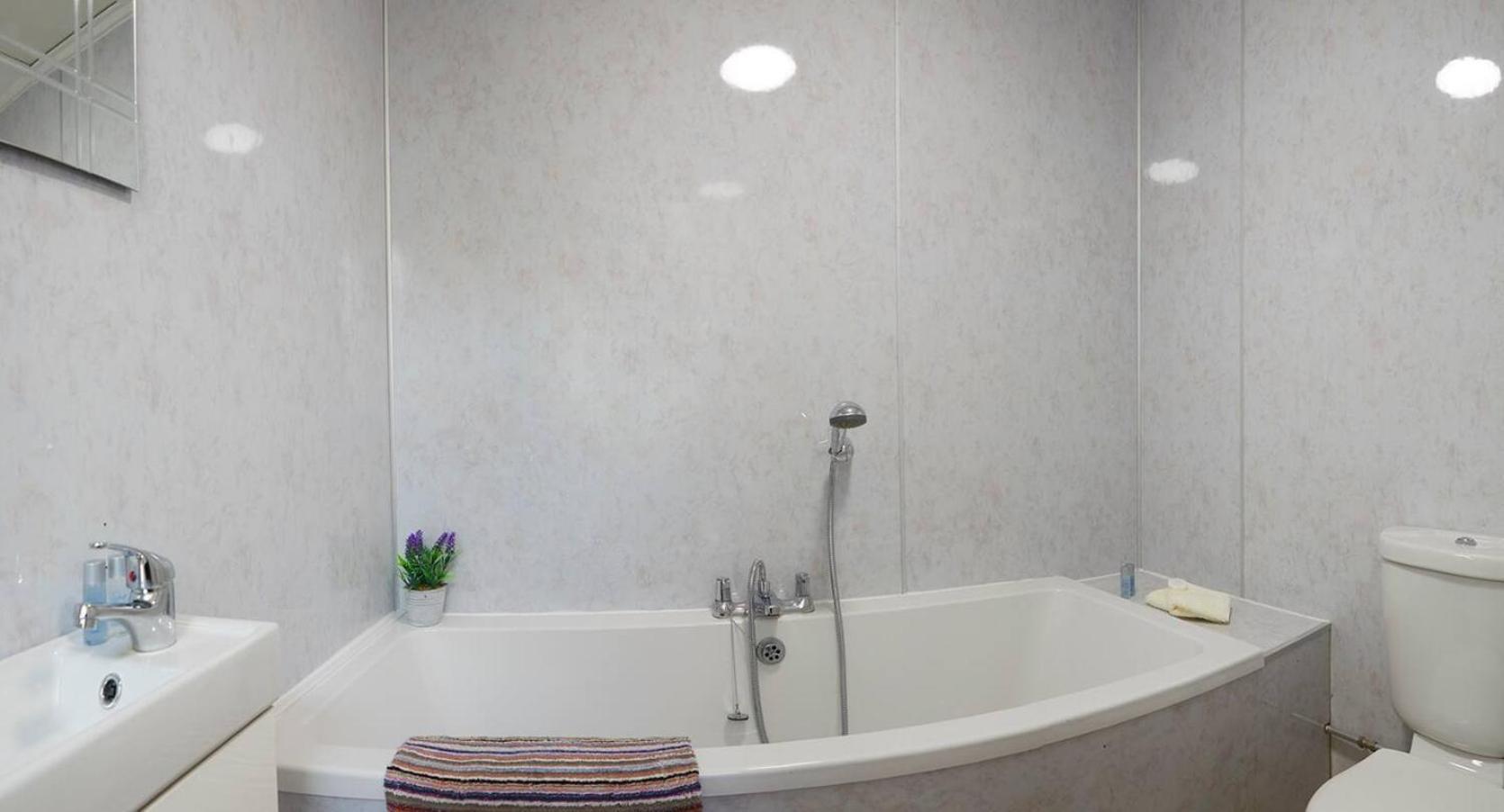Denelea - Stunning Sea Views! Apartment Скарбъро Екстериор снимка